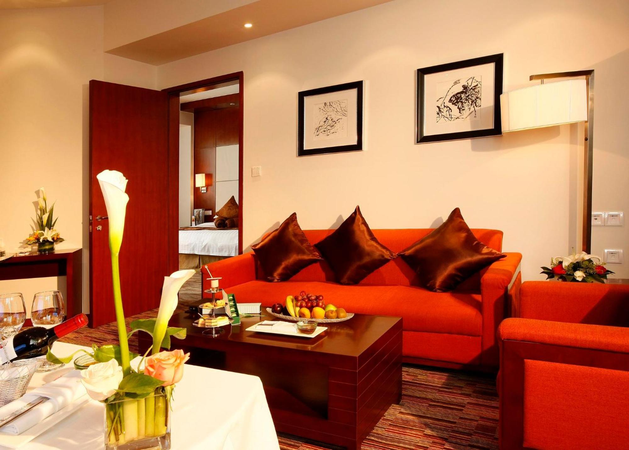 Holiday Inn Xiaoshan By Ihg Ханджоу Екстериор снимка