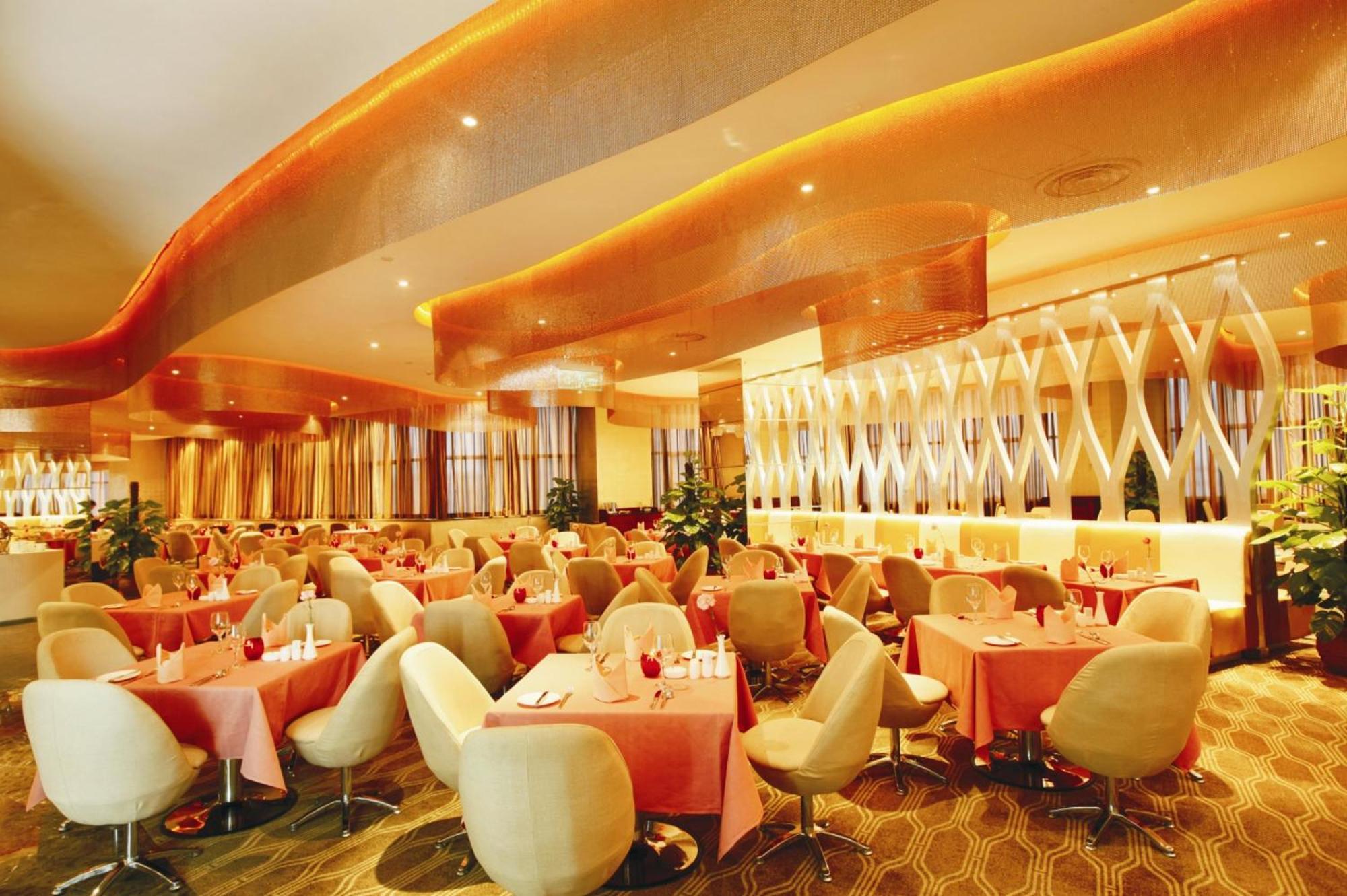 Holiday Inn Xiaoshan By Ihg Ханджоу Екстериор снимка