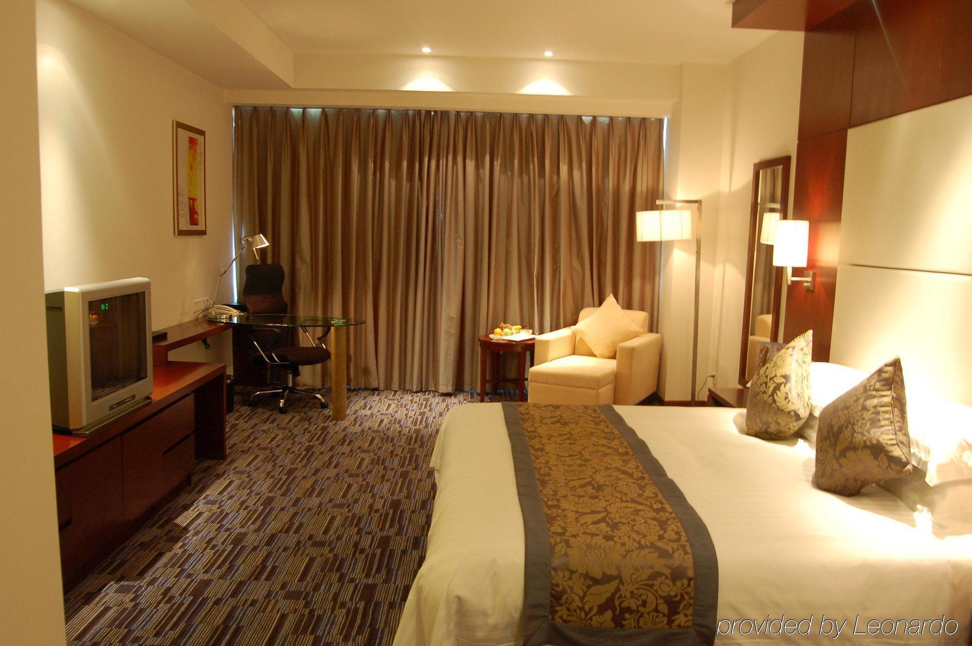 Holiday Inn Xiaoshan By Ihg Ханджоу Екстериор снимка