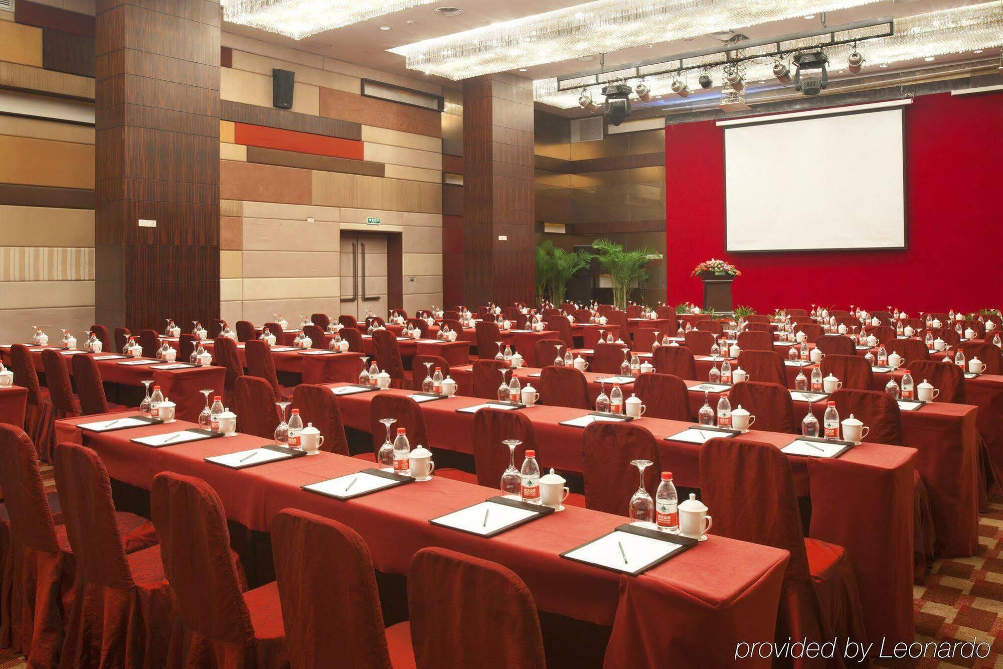 Holiday Inn Xiaoshan By Ihg Ханджоу Екстериор снимка